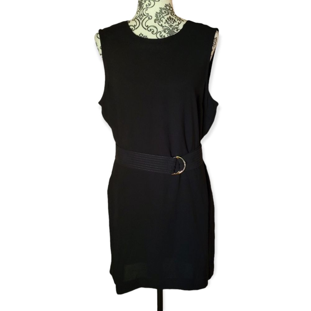 Le Chateau shift dress with belt size XL